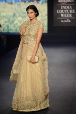 Model walk for Debarun Show at India Couture Week 2015 on 1st Aug 2015